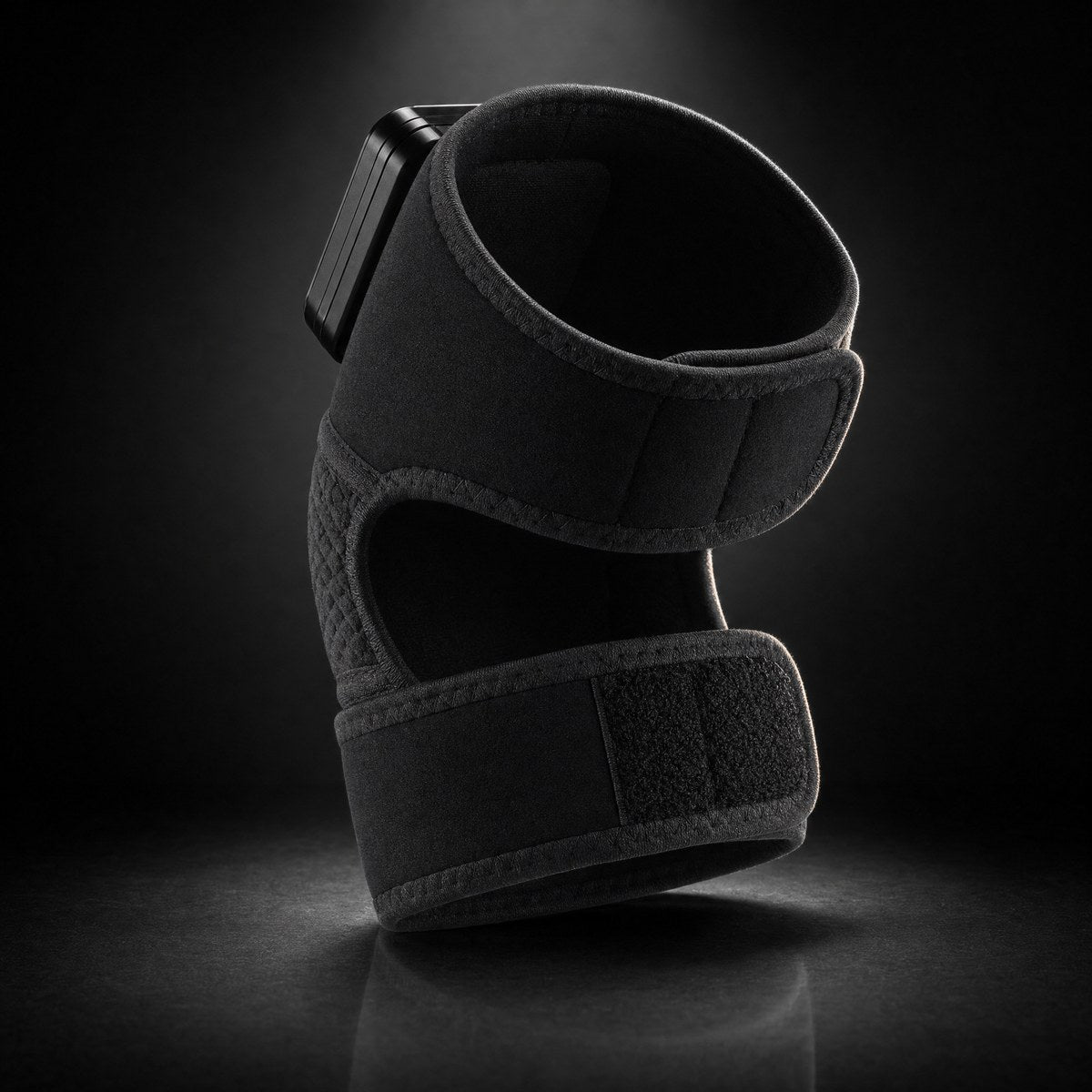 Rear view, straps and fastening